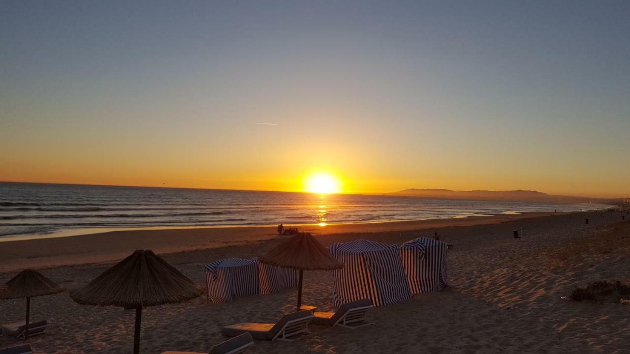 The View - Sea, Surf And Lisbon Apartman Costa de Caparica Kültér fotó